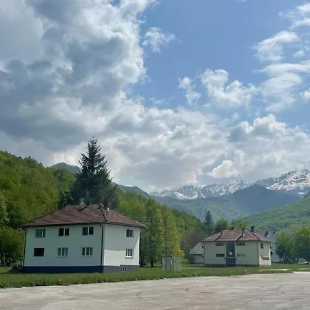 Apartman Kosuta Lux Mountain View 耶蒂斯特 外观 照片